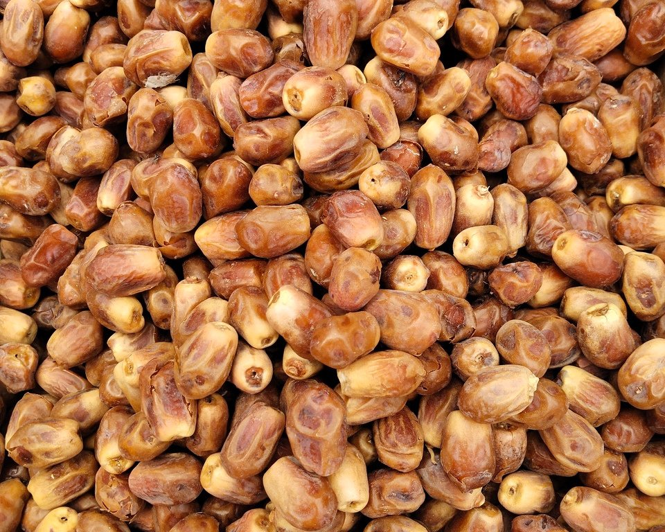 Dates